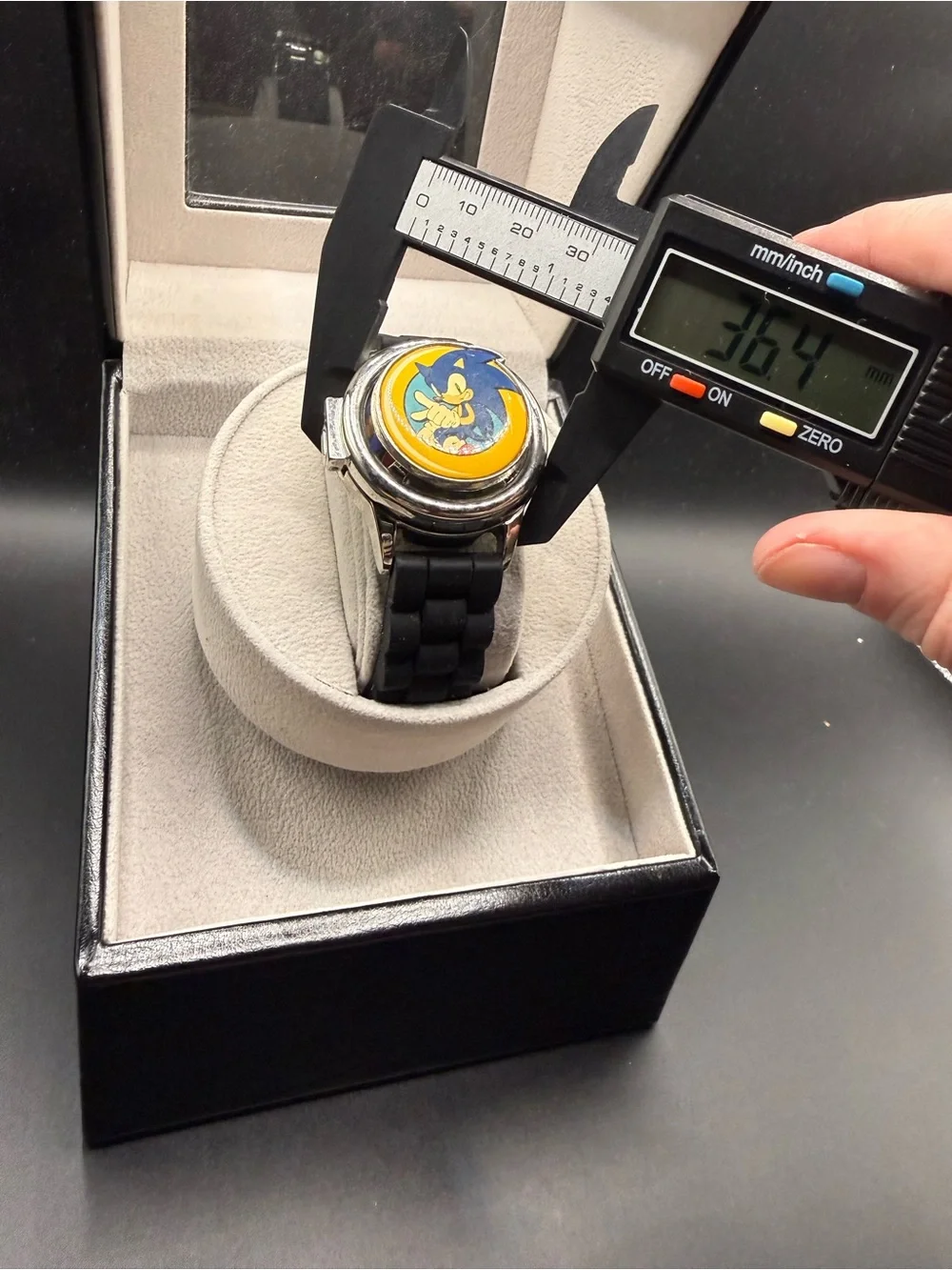 Sonic Spinner Flip Watch SNC4188CV 36.4mm Digital Working No Strap Keeper 19.5mm